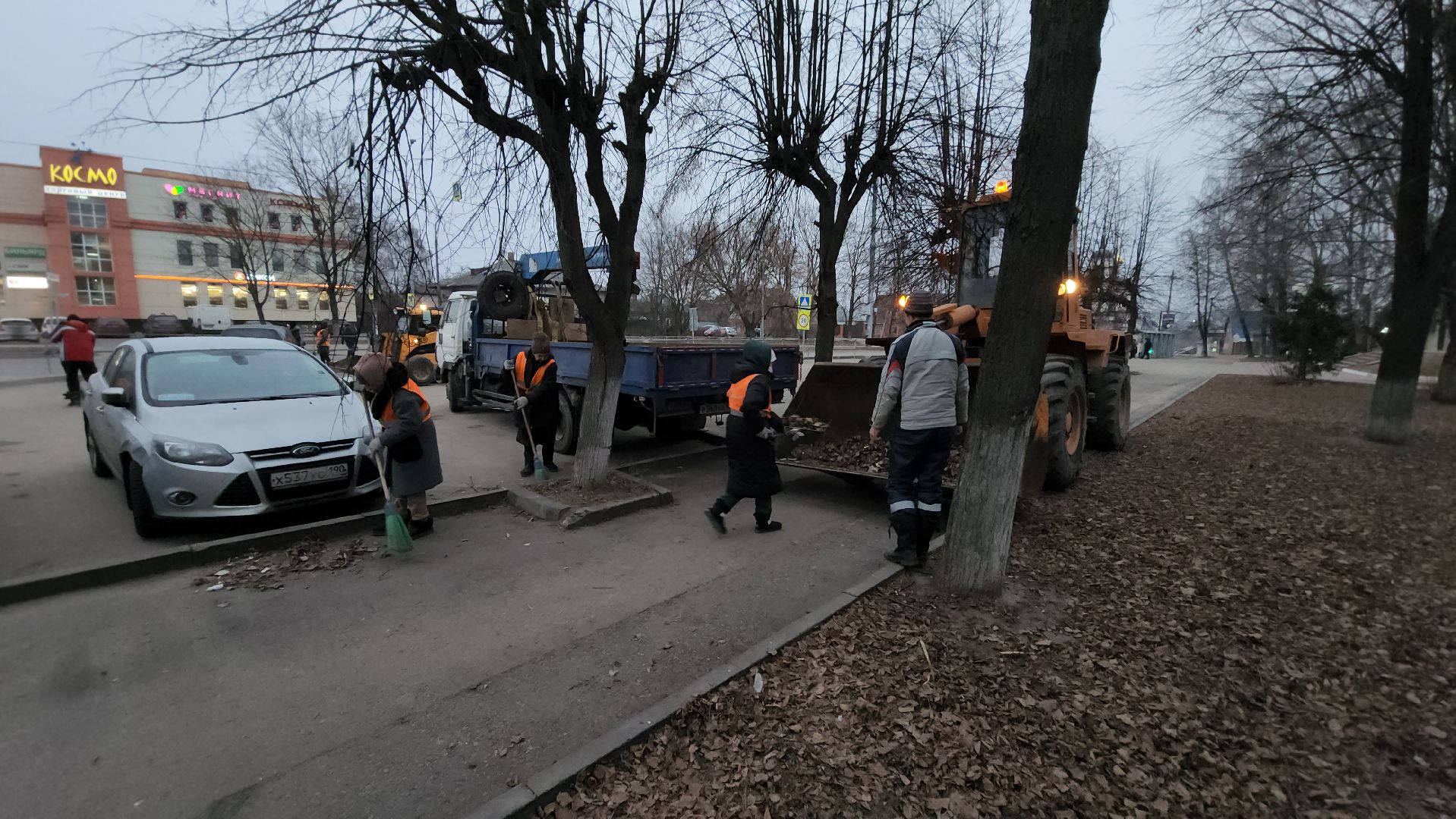 серпухов, площадь 49-й армии, улица чернышевского, комбинат благоустройства, уборка дорог, вертикалки,