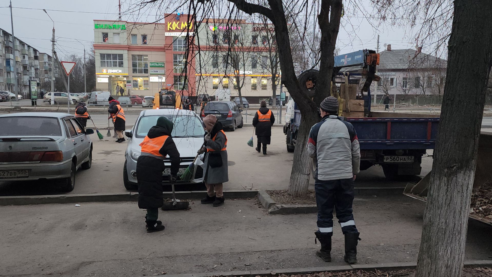 серпухов, площадь 49-й армии, улица чернышевского, комбинат благоустройства, уборка дорог, вертикалки,