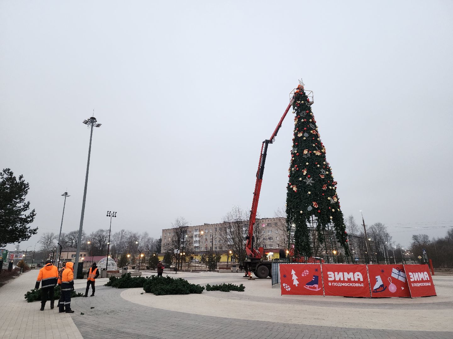 ёлка, благоустройство, демонтаж, вертикалки,