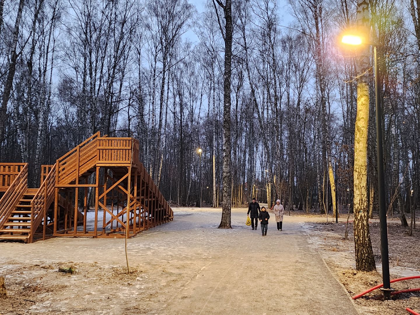 Чехов, микрорайон Губернский, лесопарк, строительство, благоустройство, наружное освещение, уличное освещение, фонари,