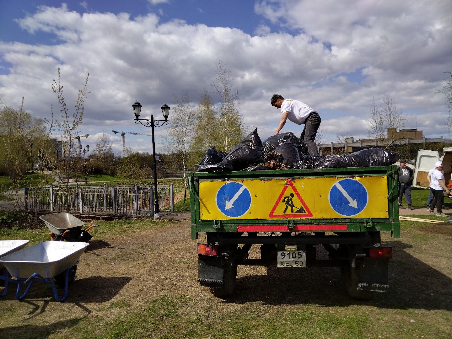 субботник, Мытищи, трактор, техника