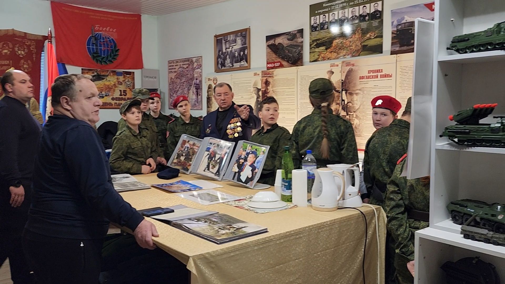 вертикалки, Ветеран Афганистана, Дети, Юнармейцы, Патриотическое воспитание молодежи, Музей Афганской войны,