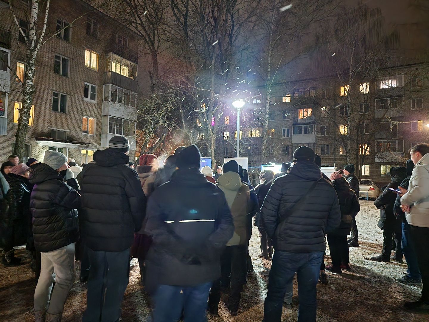 Дубна, Благоустройство, комплексное благоустройство двора, жкх, Обсуждение, Жители, вертикалки,