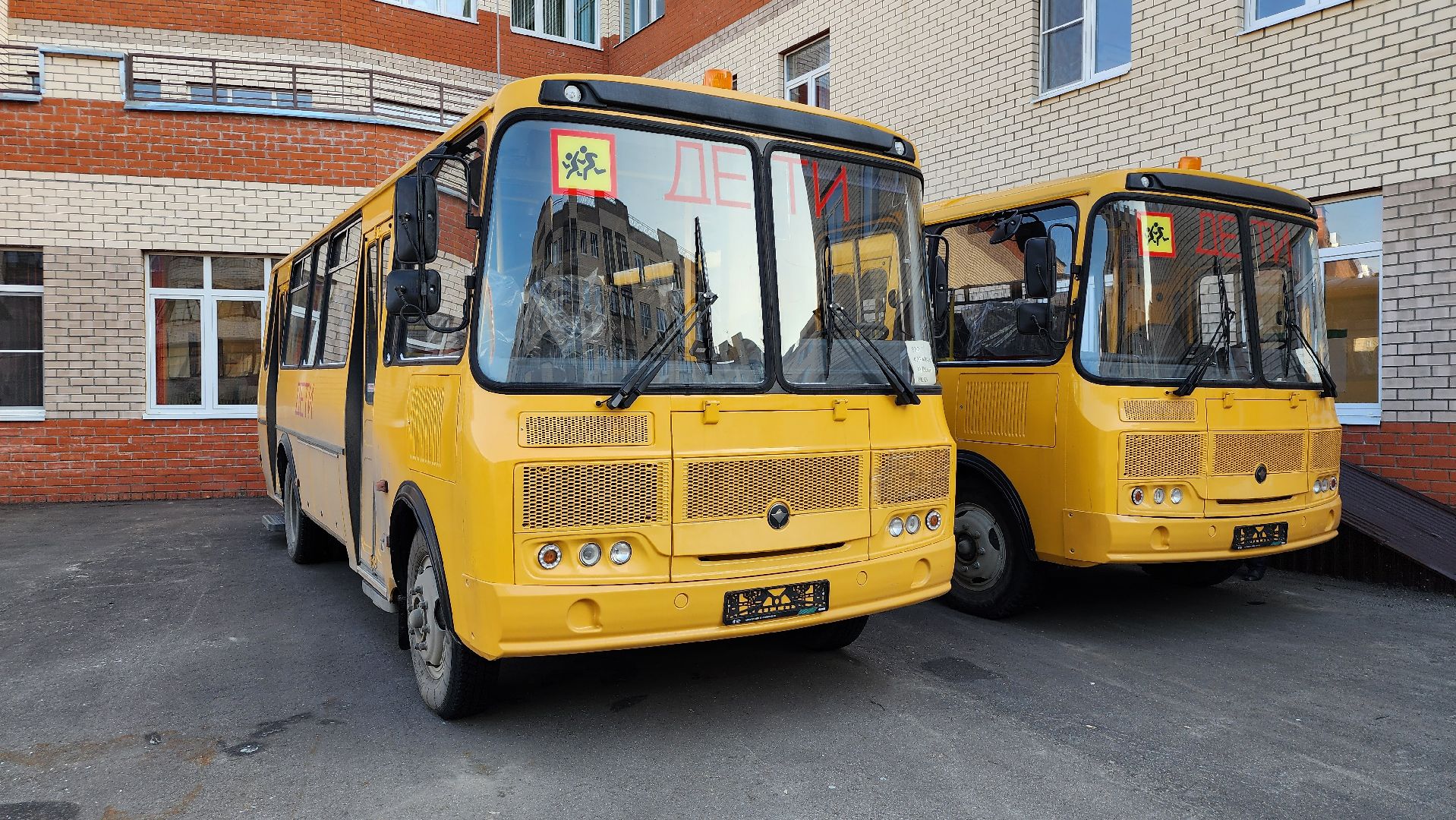 сельская школа, школьные автобусы, подвоз детей, Новое Бисерово-2, Богородский городской округ,