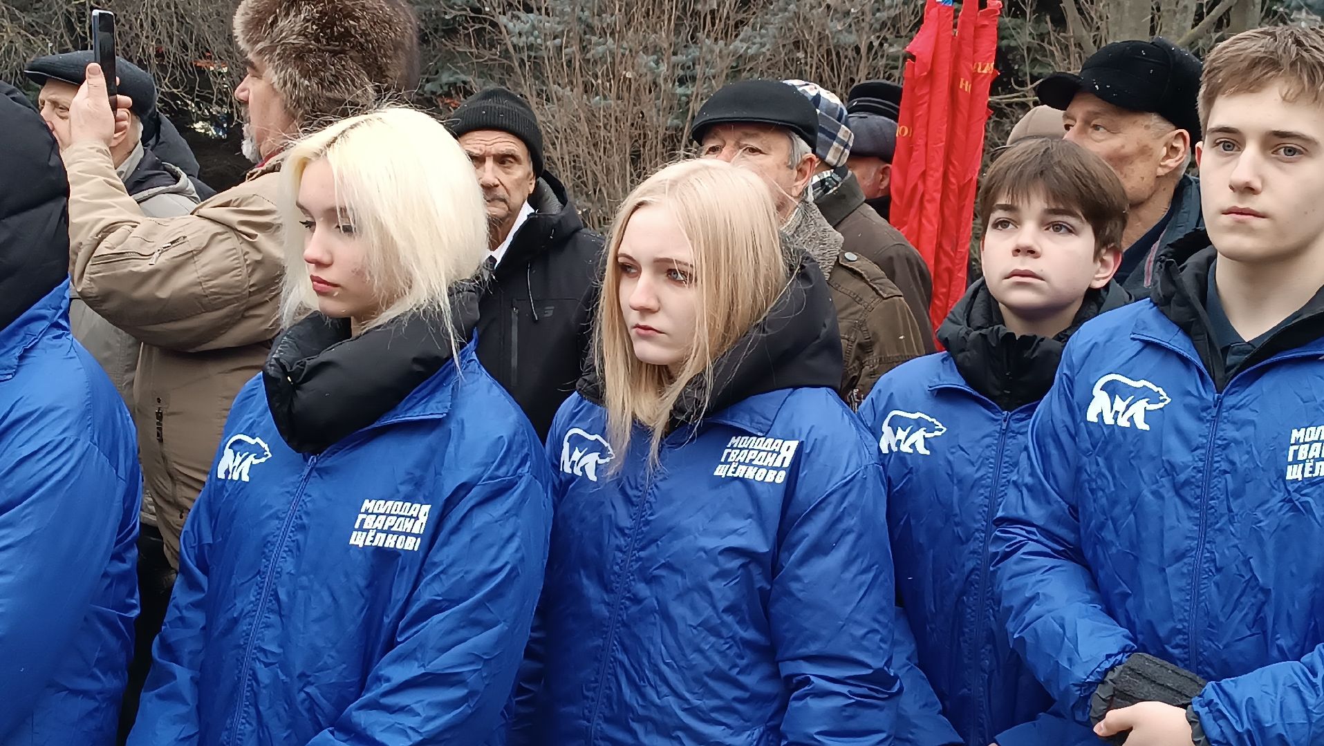 боевое братство, юнармейцы, молодая гвардия, возложение цветов, минута молчания,