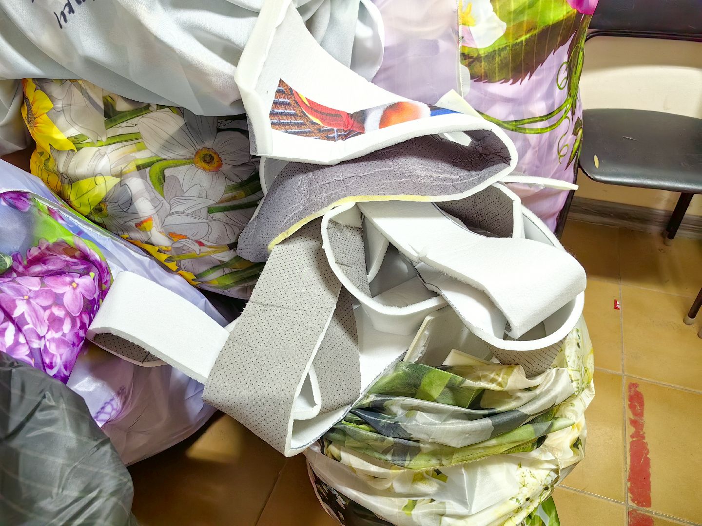 шторы, матрас, сво, бойцы, поролон, юнармия, волонтер,