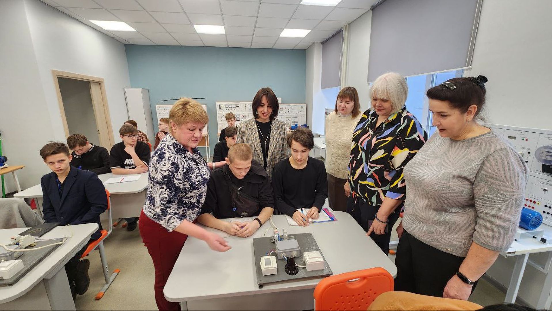 Дмитров, Дмитровский техникум, Донбасс, Минобразования, учитель,