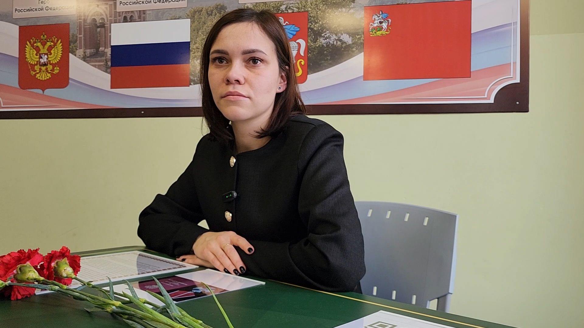 вертикалки, Парта героя сво, Дети, Открытие парты героя в Бронницах,