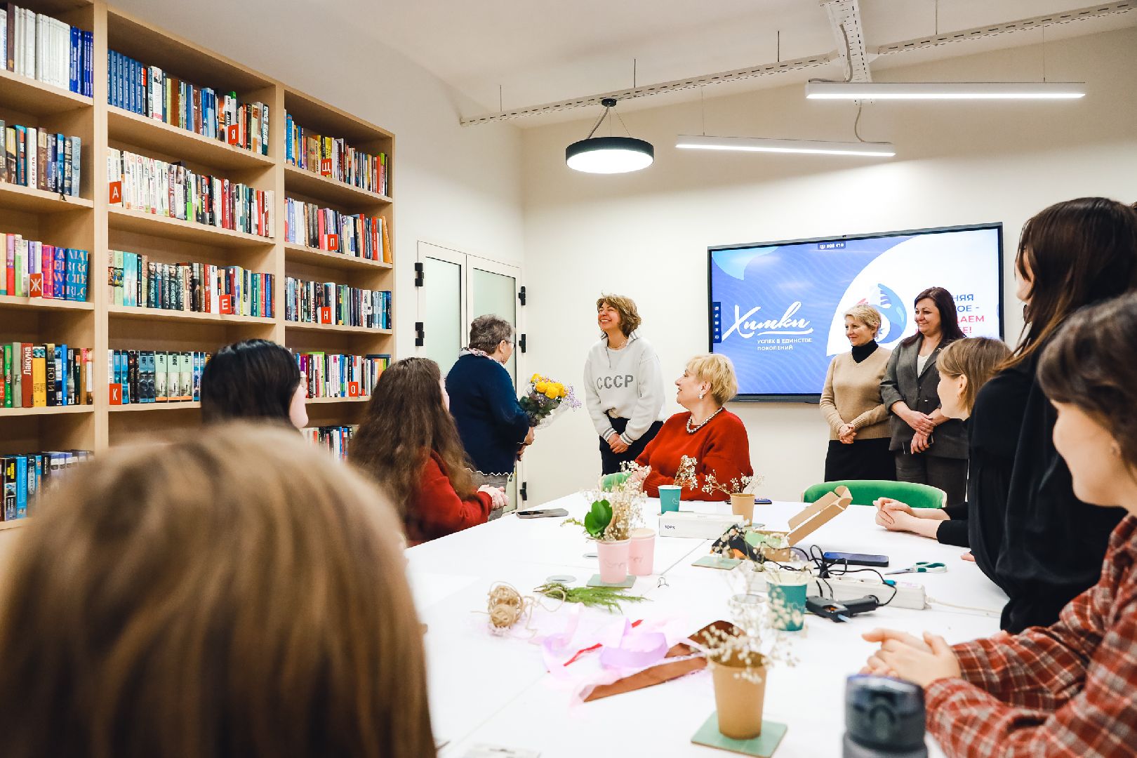 открытие, ремонт, книга, зал, вертикалки,