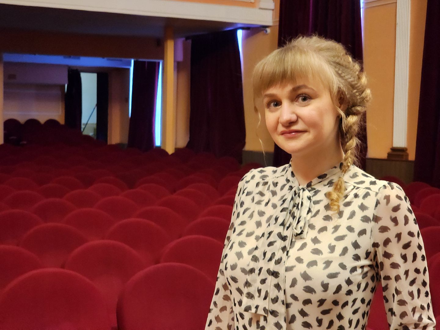 Певица, Портрет, Сцена,