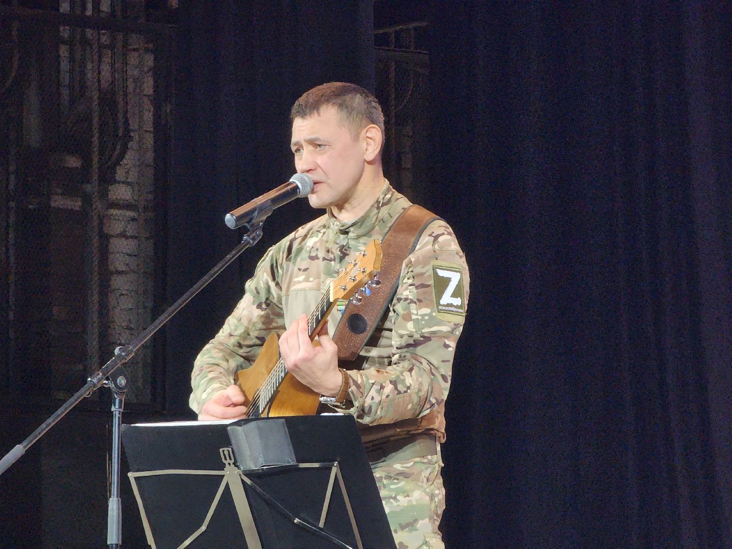 Концерт, Военные песни, Доброволец, вертикалки