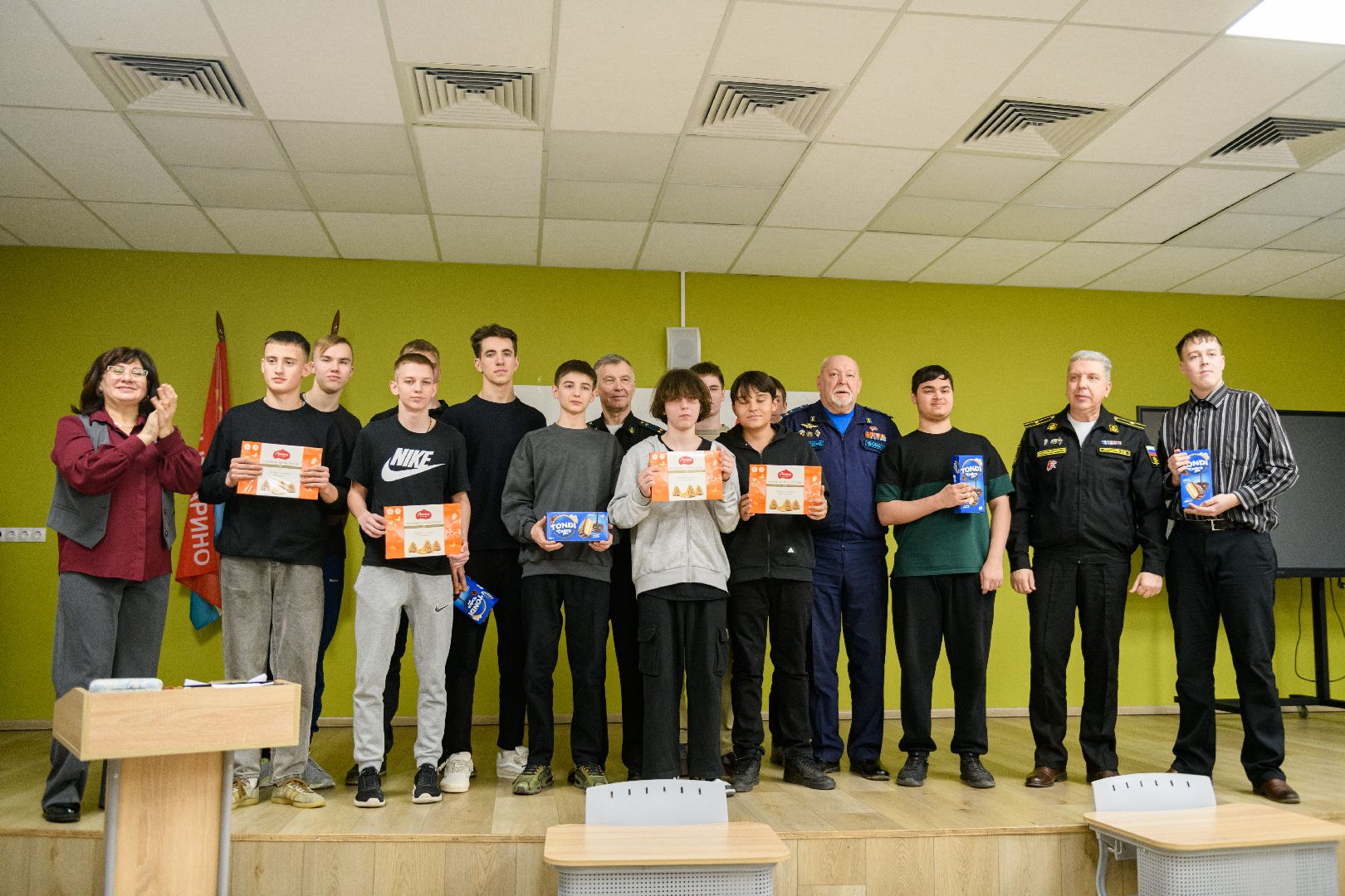 лыткарино, 23 февраля, а ну-ка парни, патриотизм, патриотические соревнования, вертикалки,