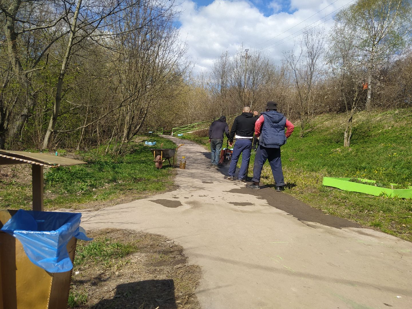 благоустройство, субботник, Нахабино, уборка, святой источник