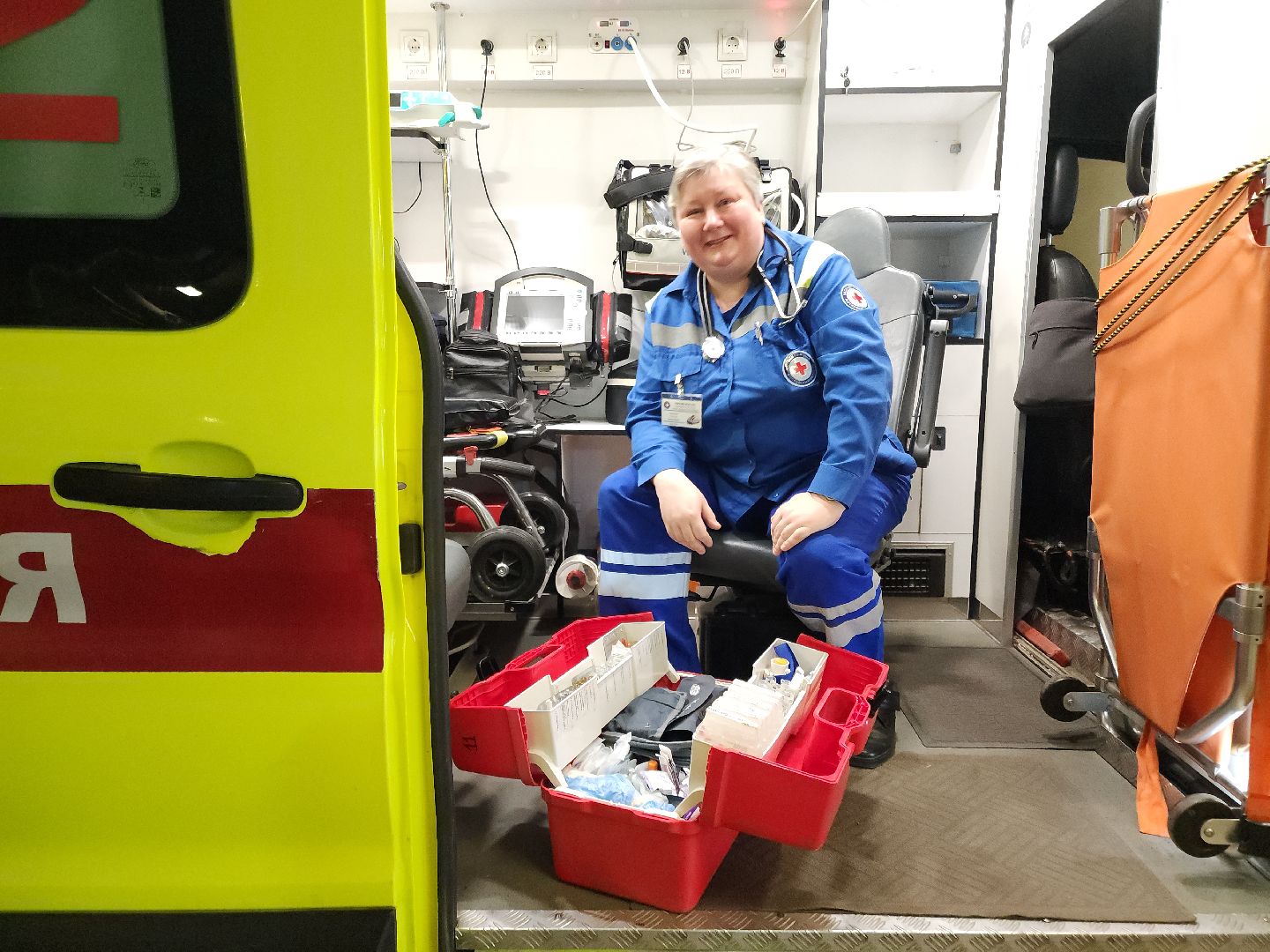 Подольск, скорая помощь, врач скорой медицинской помощи, вертикалки, юбилей,