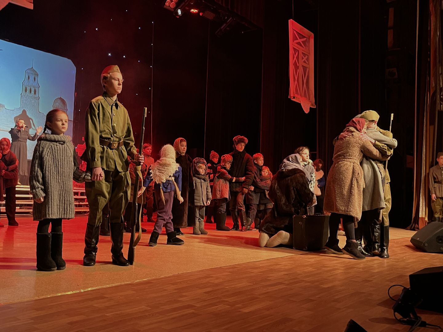 вертикалки, юбилей великой победы, блокадный ленинград, цдк звезда, наро-фоминск, наро-фоминский городской округ,