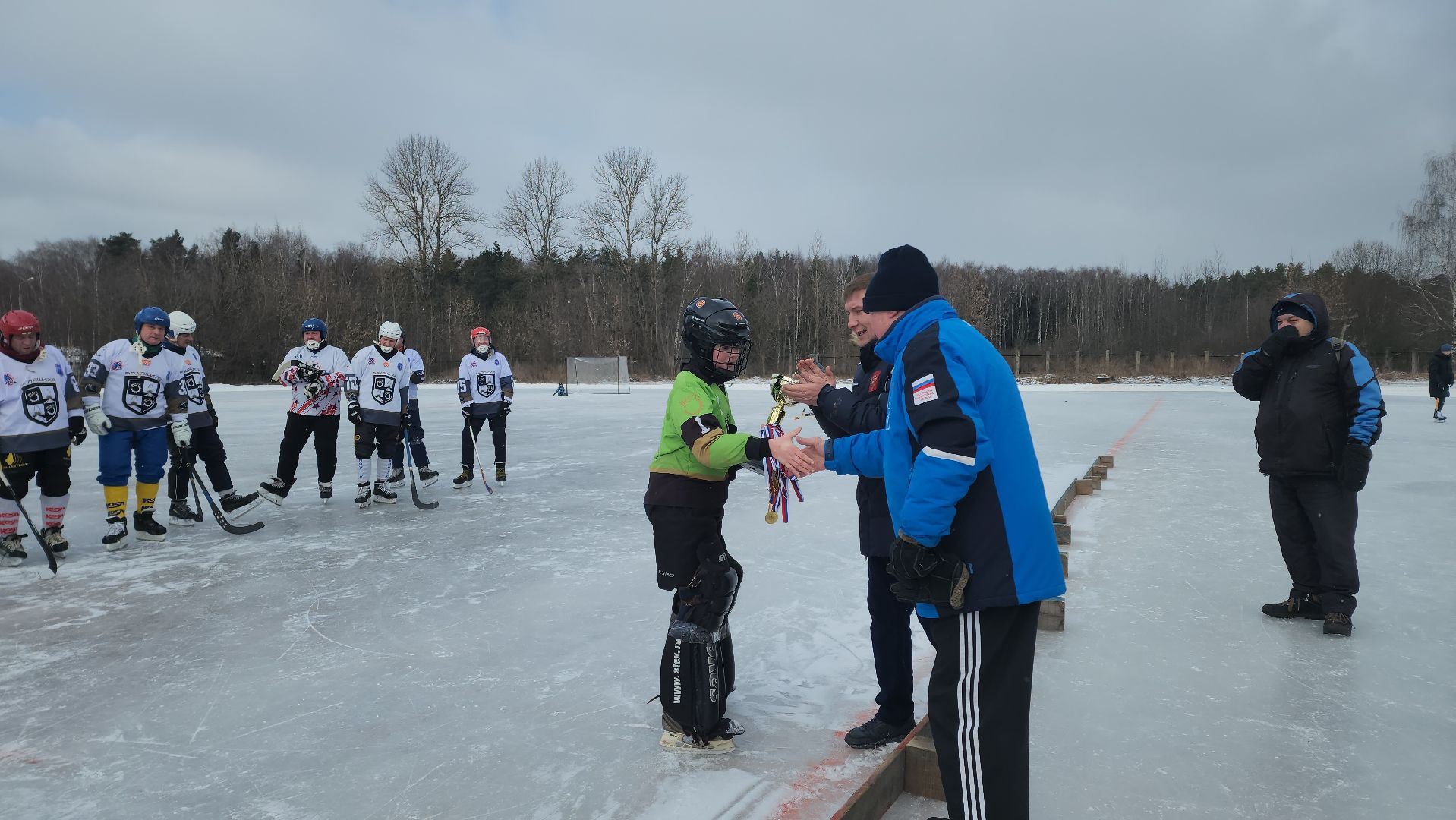 хоккей с мячом, товарищеский матч, спорт, балашиха, криогенмаш,