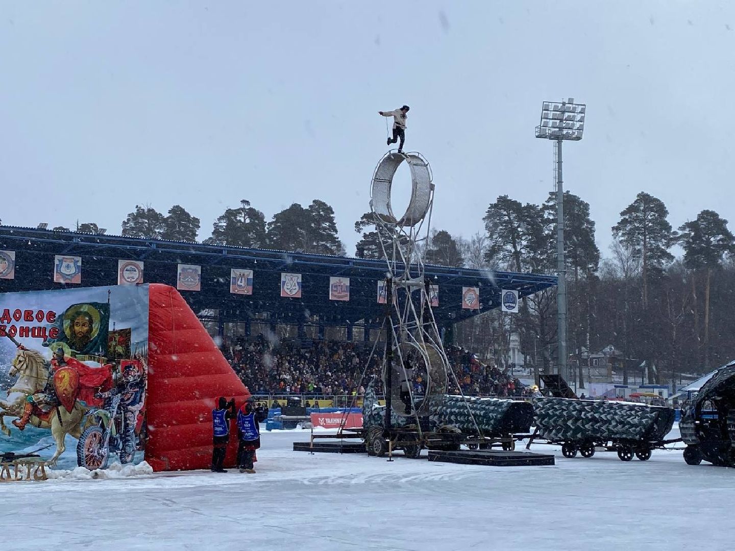 спидвей, чемпионатросссиипоспидвею, спидвейчемпионатроссии, спидвейвзорком, стадионзоркий, хирург, александрзалдастанов, ночныеволки, дмитрийволков, мото, мотогонки,