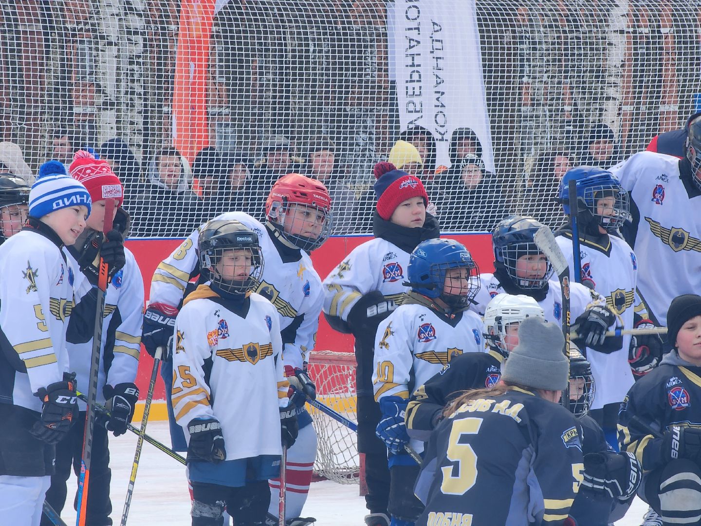 лобня, хоккей в валенках, выходи во двор, легенды хоккея, Якушев, Касатонов, вертикалки,огненный буллит,