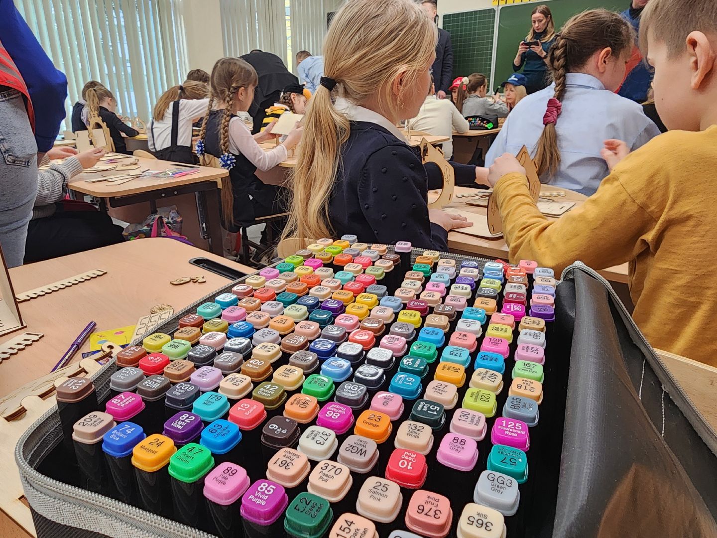 вертикалки, луховицы, Акция покорми птиц, гимназия 10,