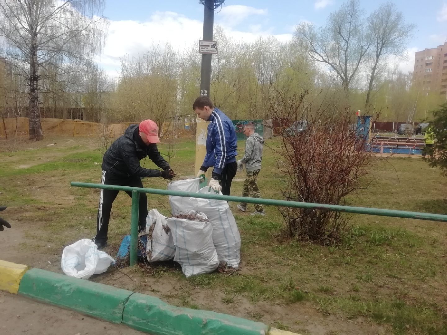 Звенигород, благоустройство, сквер, субботник, придомовые территории