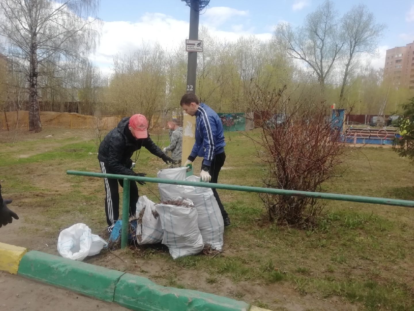 Звенигород, благоустройство, сквер, субботник, придомовые территории