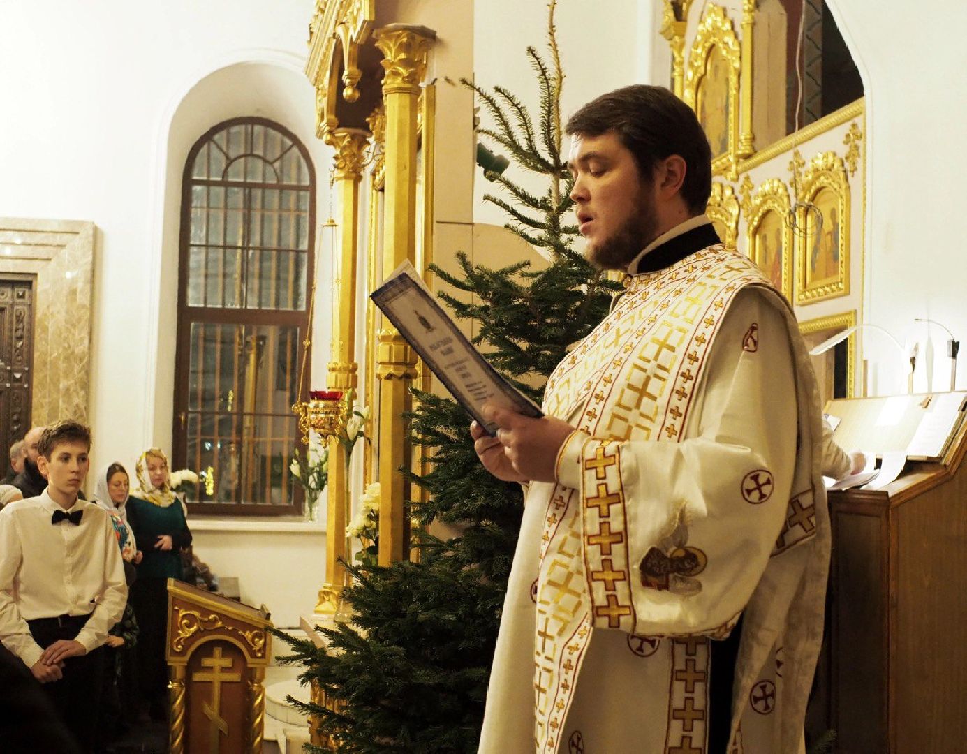 раменское, защитники отечества, сво, троицкий храм раменское, волонтеры, гуманитарная помощь,