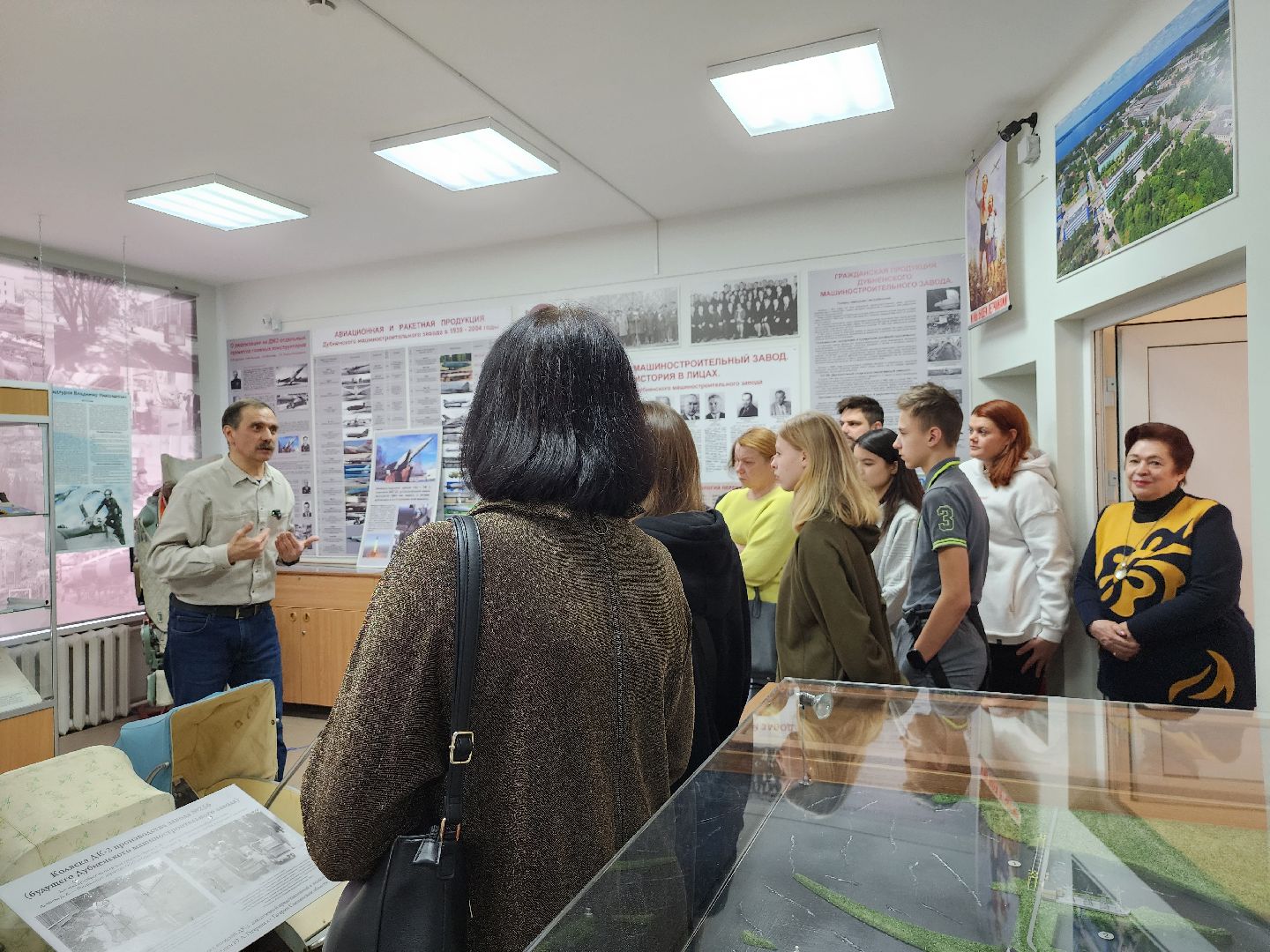 Дубна, Отделение истории создания крылатых ракет, Экускурсия, Школьники, Глава, вертикалки,