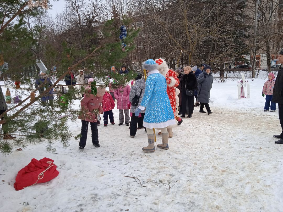 Жуковский, общество