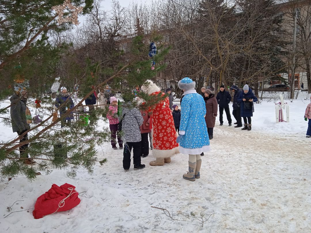 Жуковский, общество