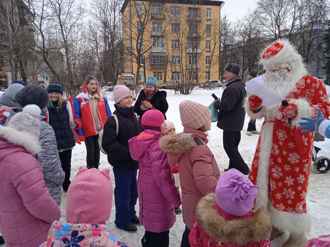 Жуковский, общество