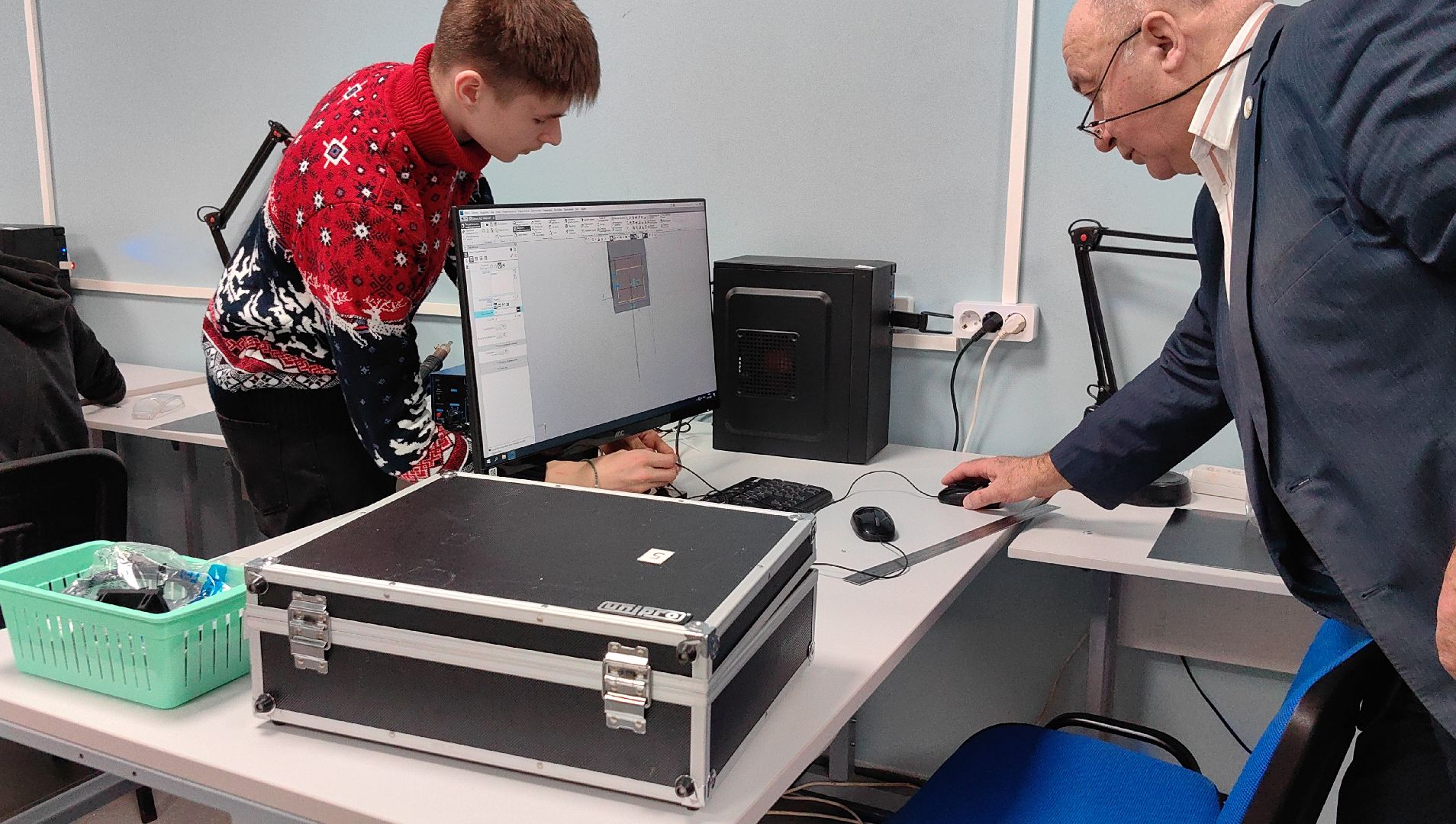 Инженерия космических систем, модель, спутник, программирование, 3д, школа,