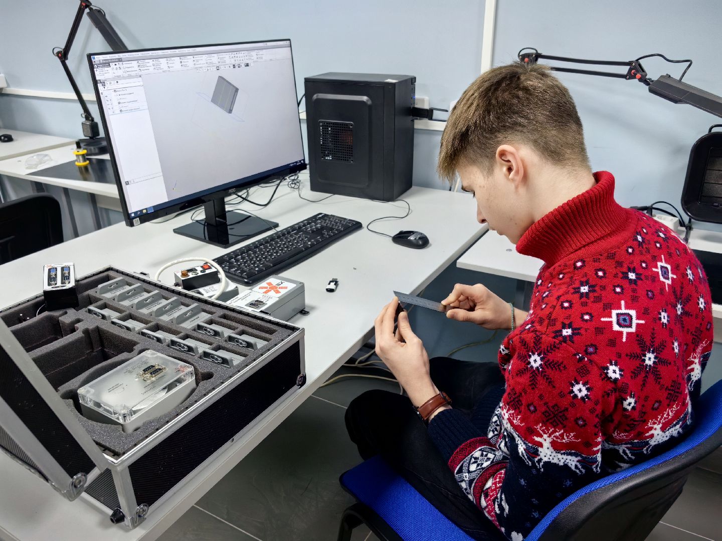 Инженерия космических систем, модель, спутник, программирование, 3д, школа,