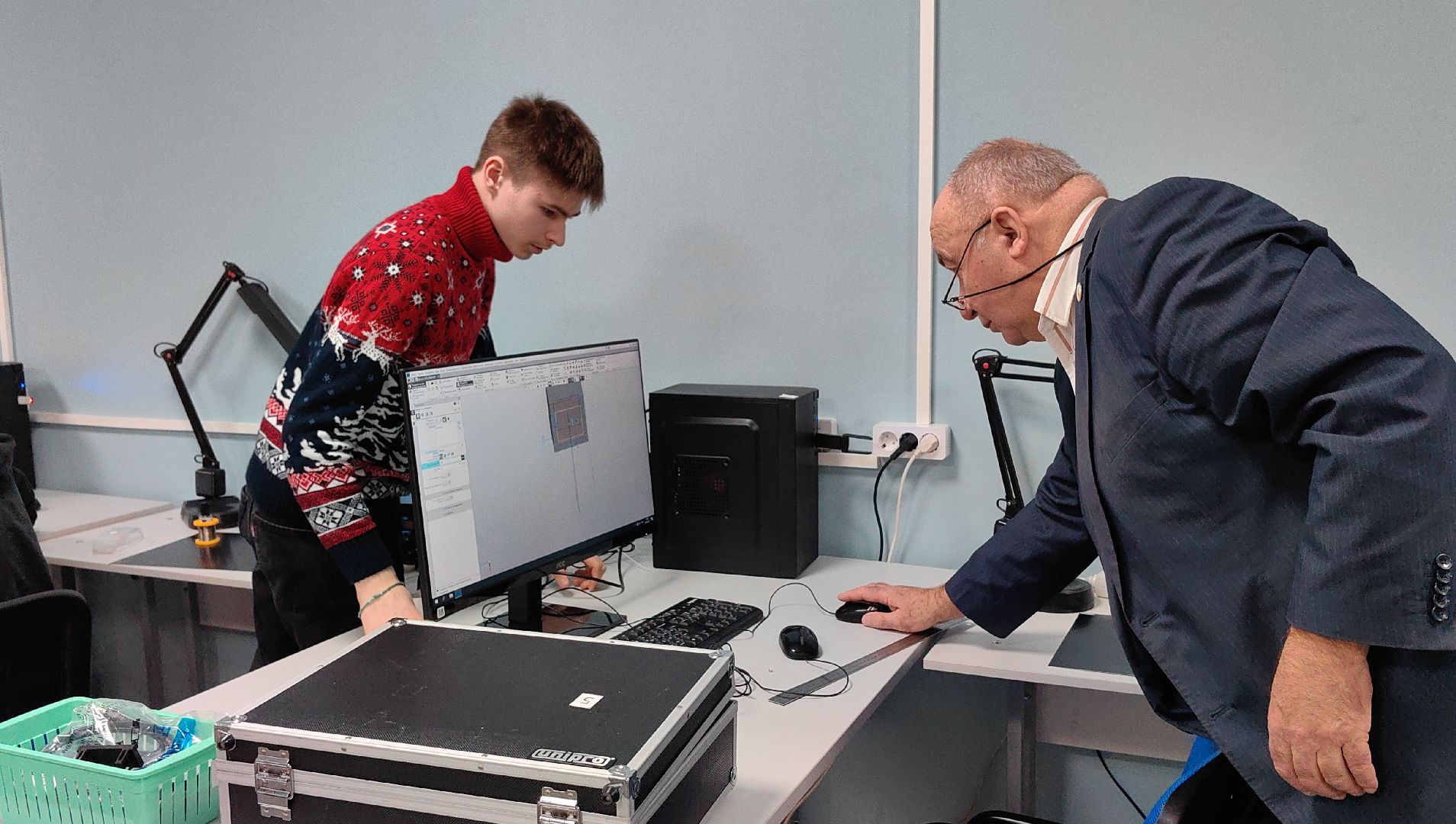 Инженерия космических систем, модель, спутник, программирование, 3д, школа,