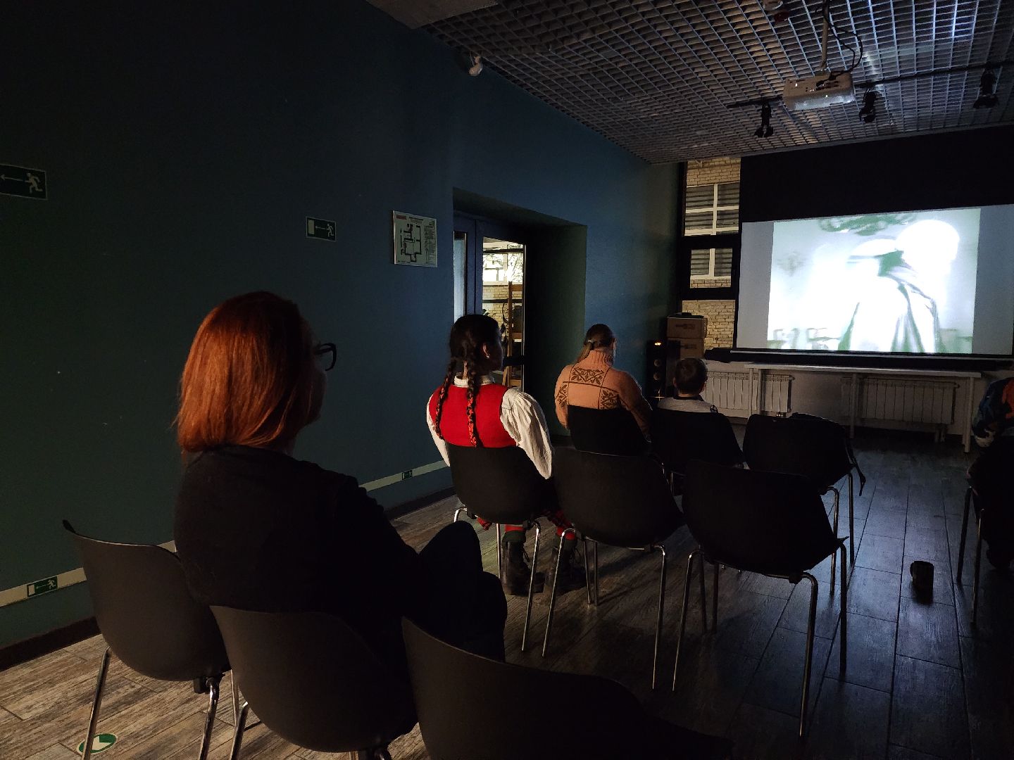 Черноголовка, Ломоносов, научный киноклуб,