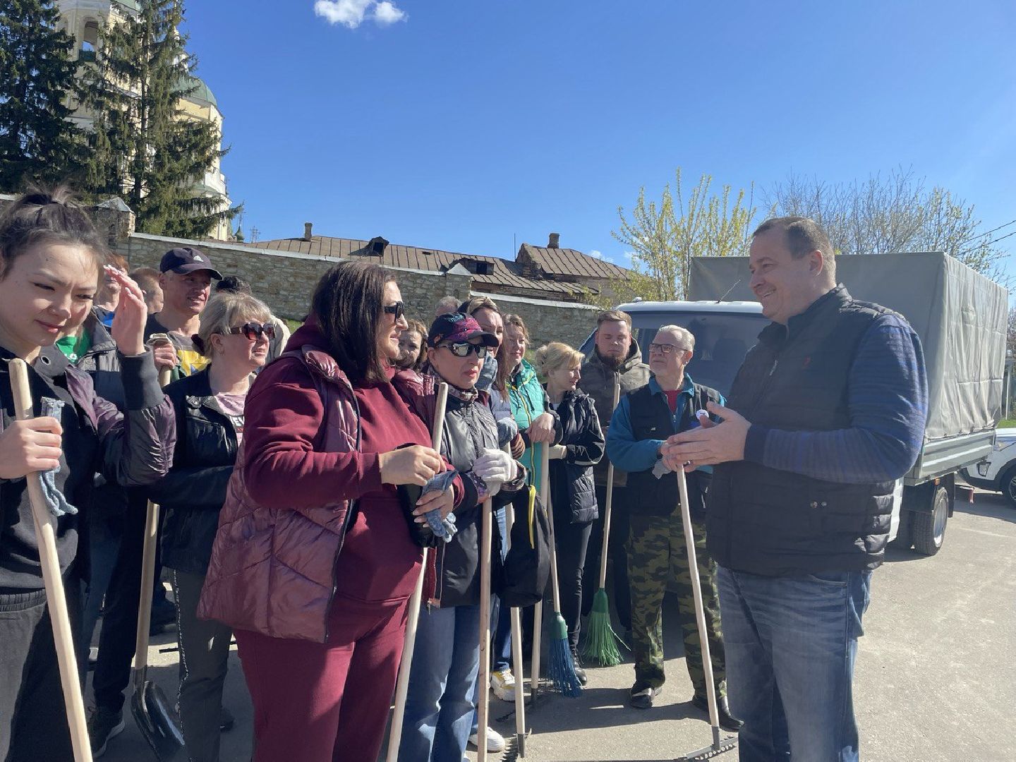 серпухов, субботник, соборная гора, благоустройство, доброе дело, глава серпухова,