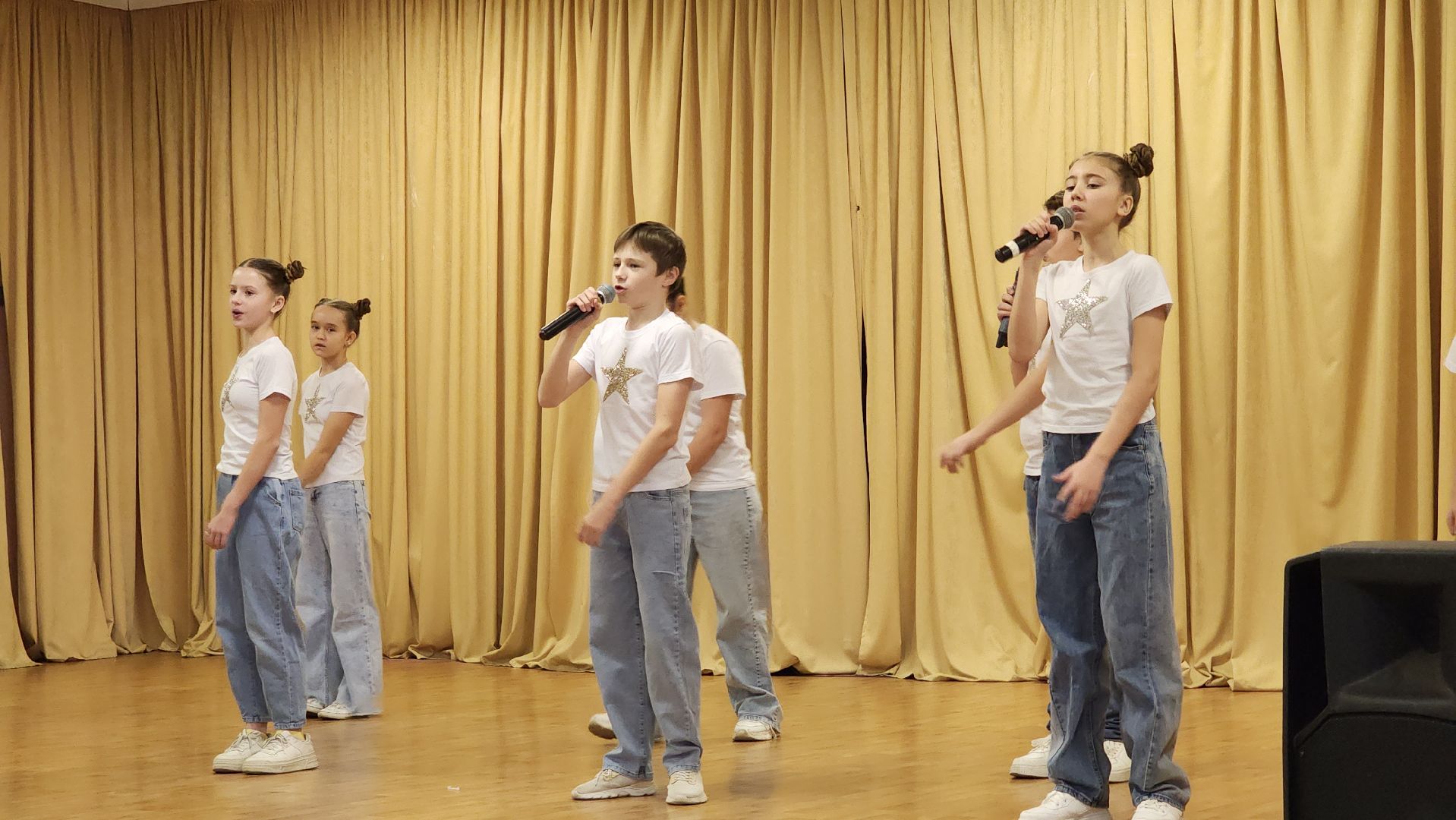 дети, дети с овз, елка желаний, Лосино-Петровский, Росмолодежь, Движение первых,