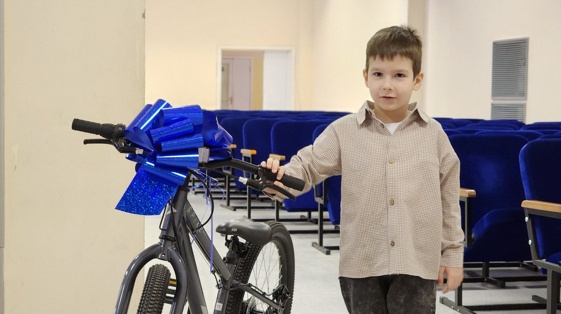 дети, дети с овз, елка желаний, Лосино-Петровский, Росмолодежь, Движение первых,