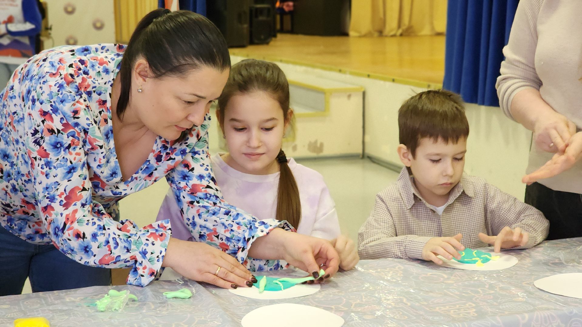 дети, дети с овз, елка желаний, Лосино-Петровский, Росмолодежь, Движение первых,