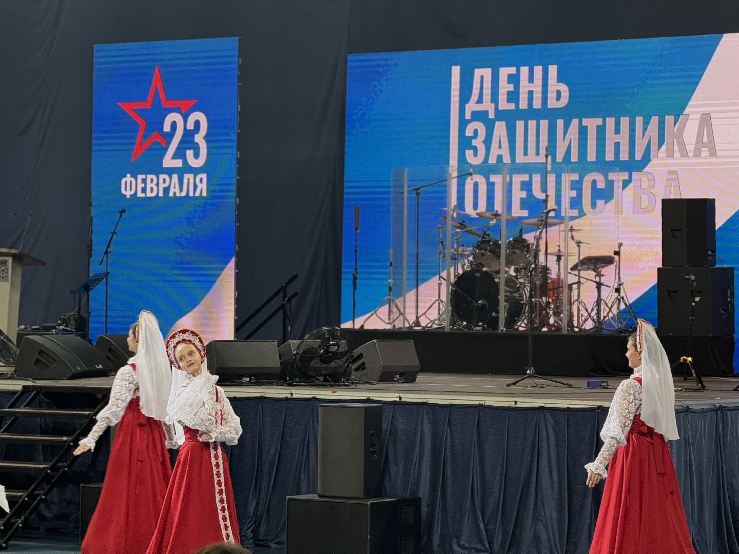 Концерт, денис майданов, ленинский городской округ, участники сво, семьи мобилизованных, ветераны вов, день защитника отечества, вертикалки,