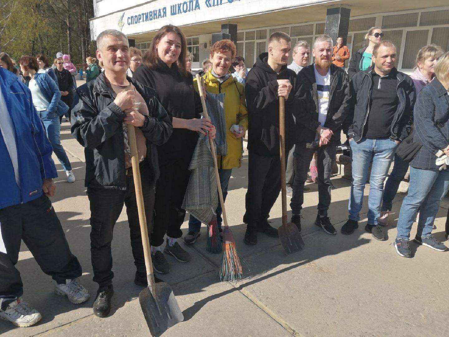 субботник, общеобластной субботник, Протвино, инвентарь, порядок