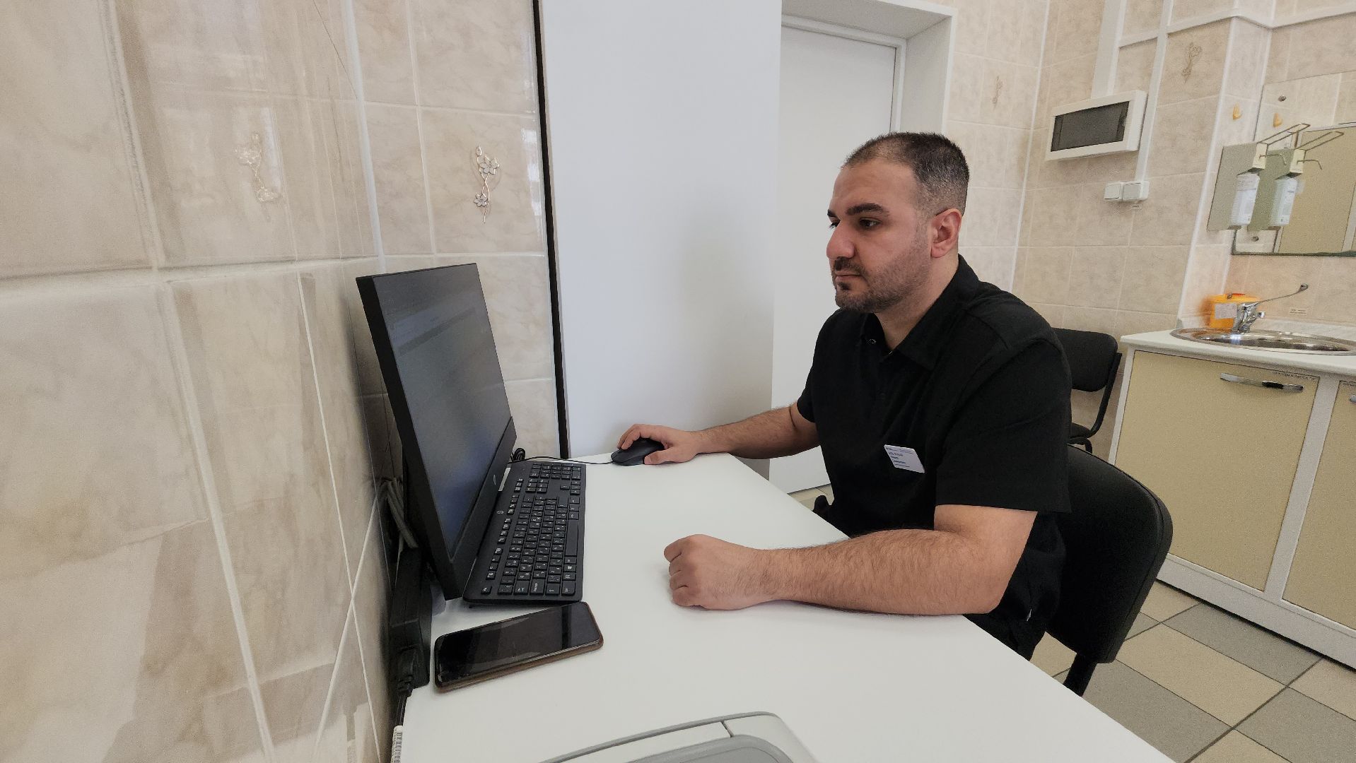 серпухов, улица крупской, стоматолог из ирака, стоматологическая поликлиника, медицина,