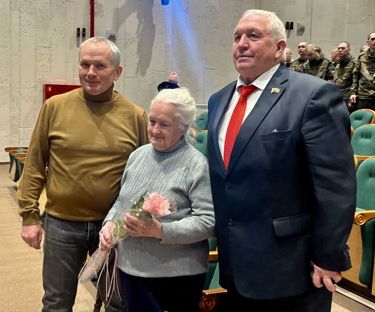 вертикалки, наро-фоминск, юбилейные медали, День Победы, наро-фоминский городской округ,ветераны великой отечественной войны,