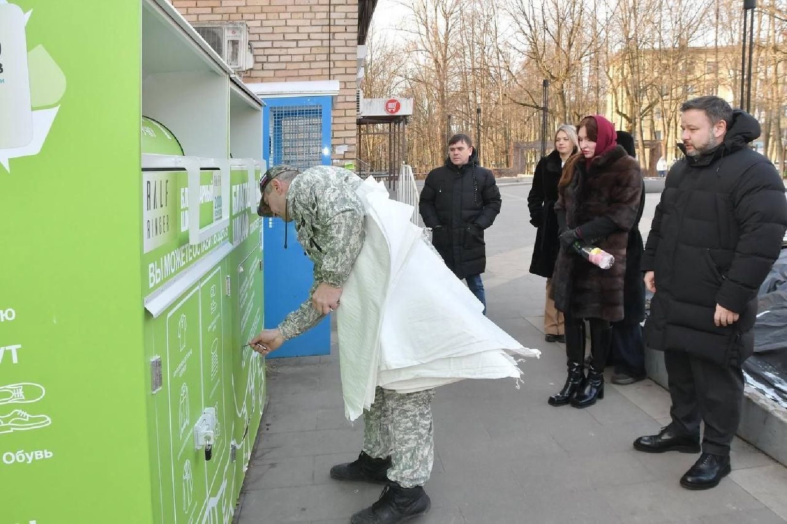благодарный шкаф, экология, сбор вторсырья, Власиха экология, вертикалки,