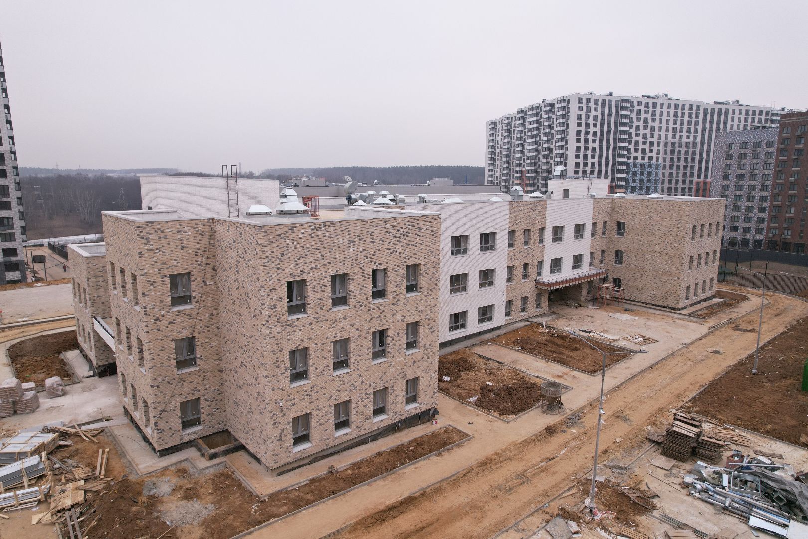 видео с коптера, ленинский городской округ, детский сад, строительство,