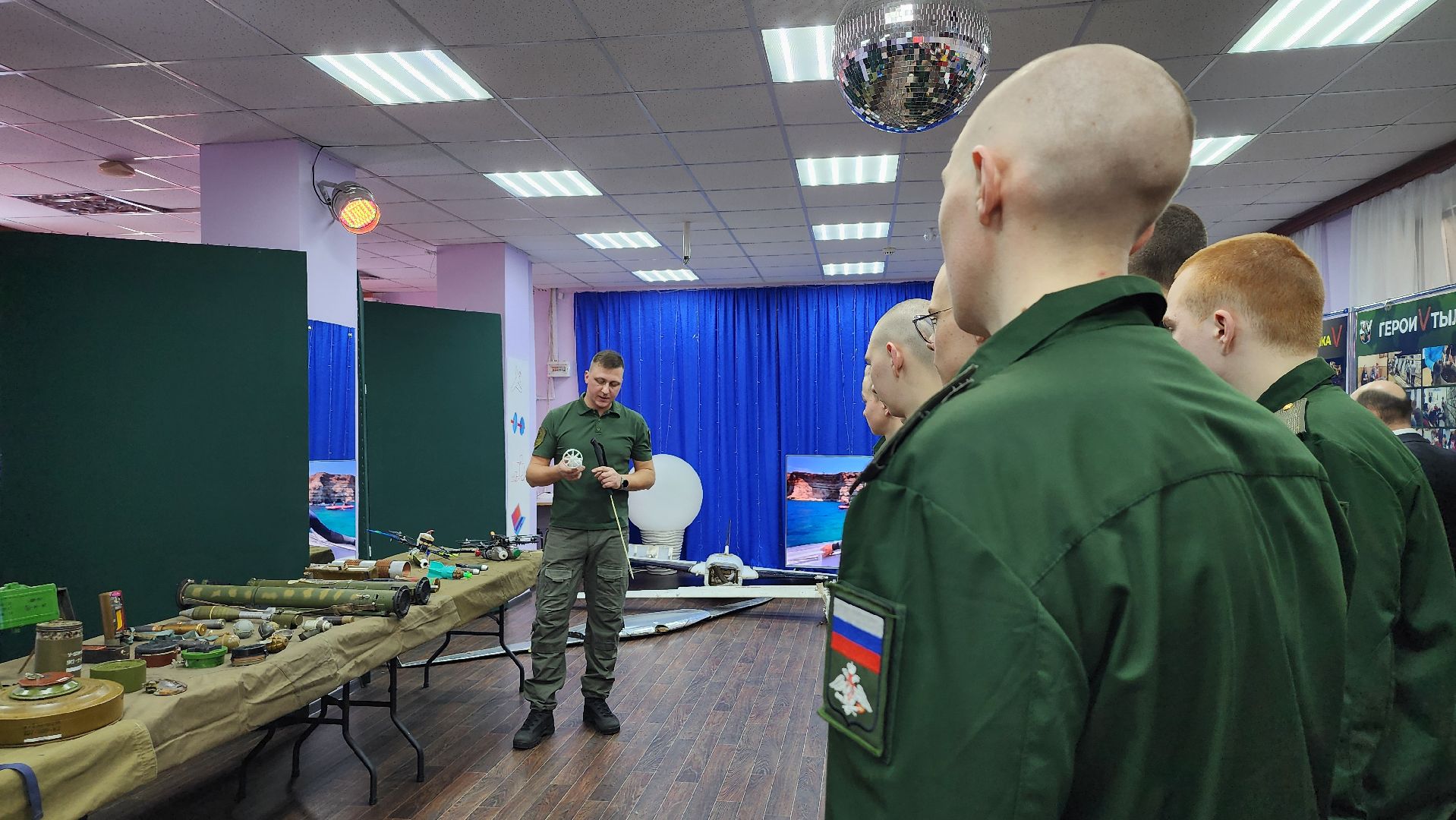 День защитника Отечества, 23 февраля, Районный дом культуры, Ногинск, Богородский городской округ, вертикалки,