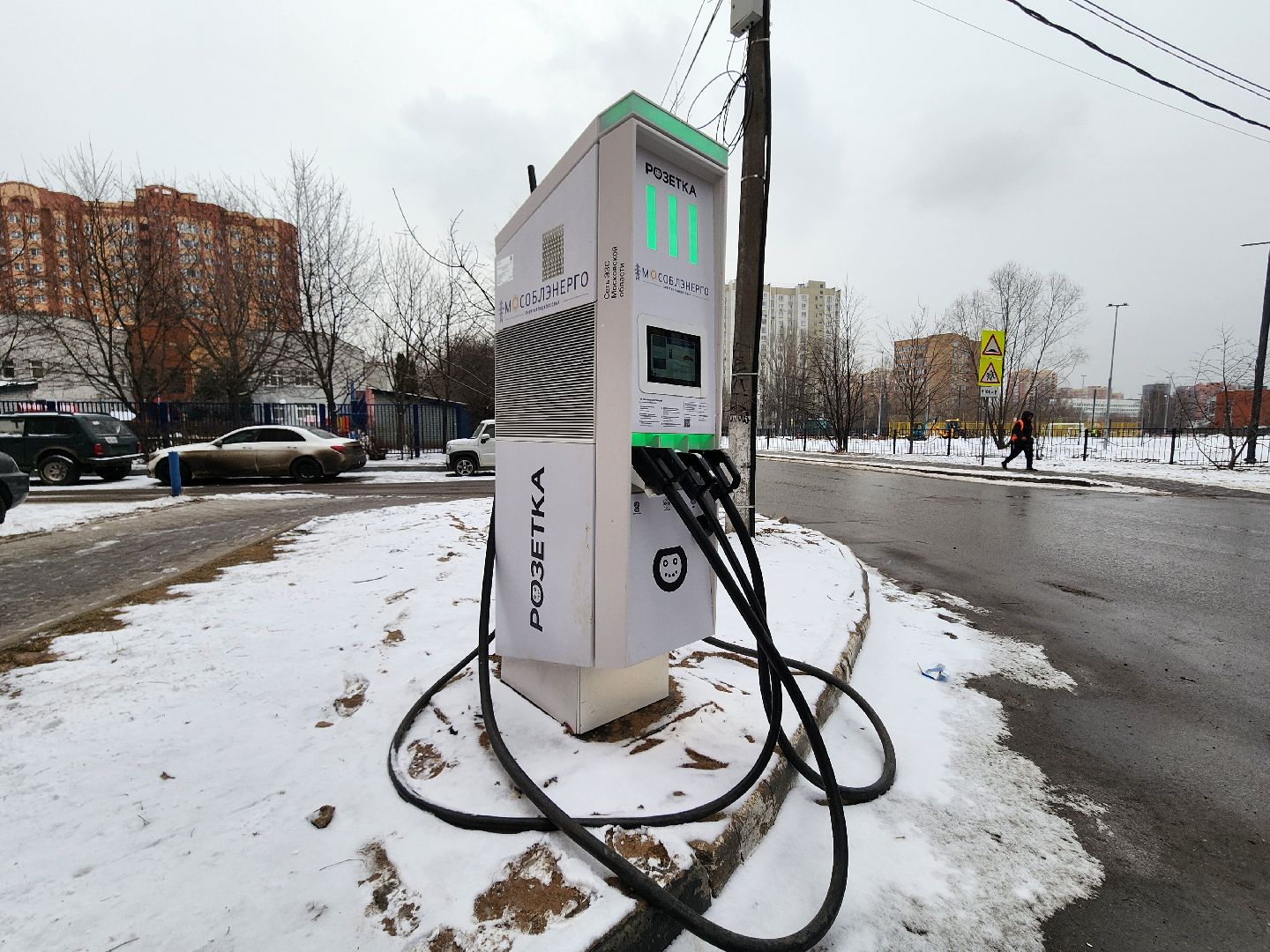 вертикалка, мытищи, зарядная станция, зарядные станции для электромобилей,