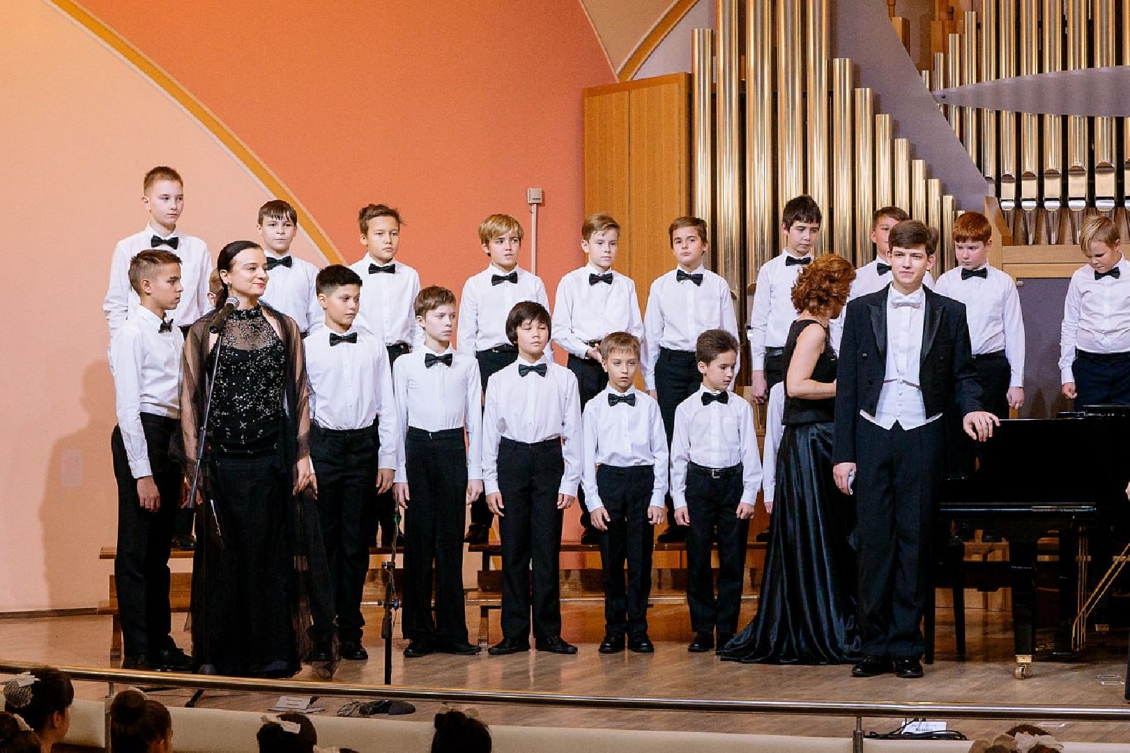 вертикалки, пианист, композитор, стипендиягубернатора, маэстро, эдуарддьяченко, музыкальнаяшкола, хороваяшкола,