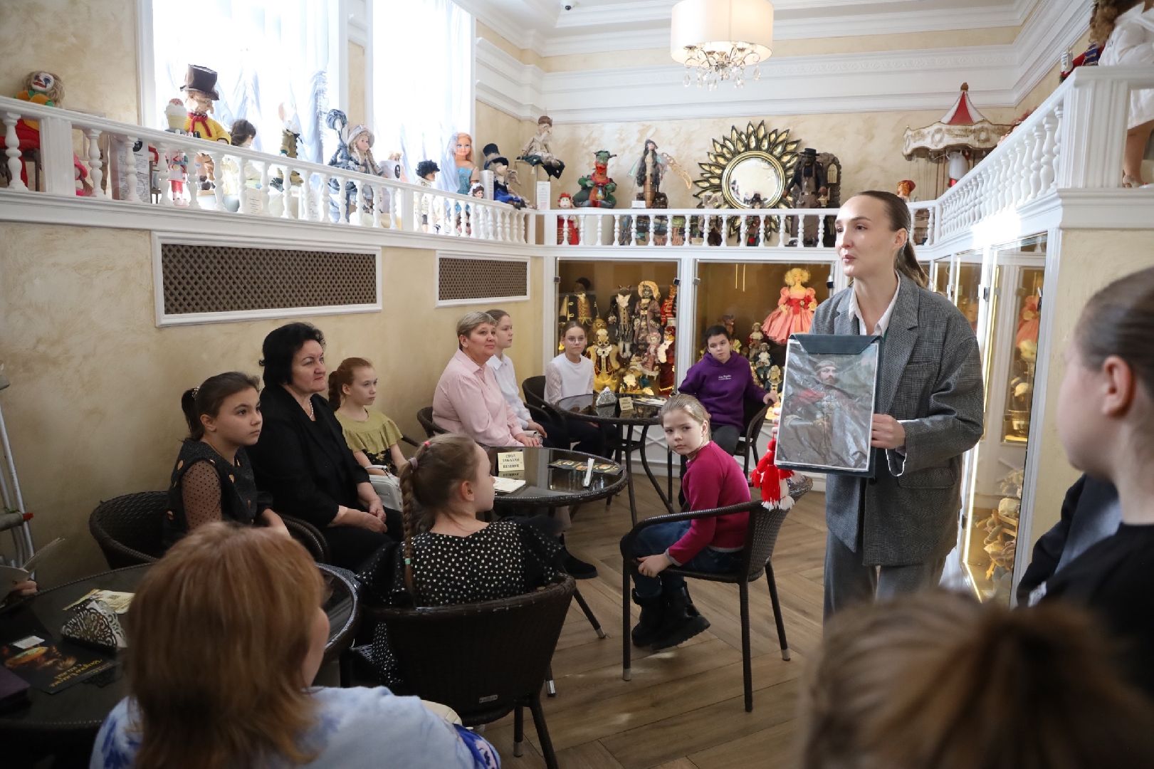 серпухов, подмосковье, семейный городок, музей кукол и дом мороженого,