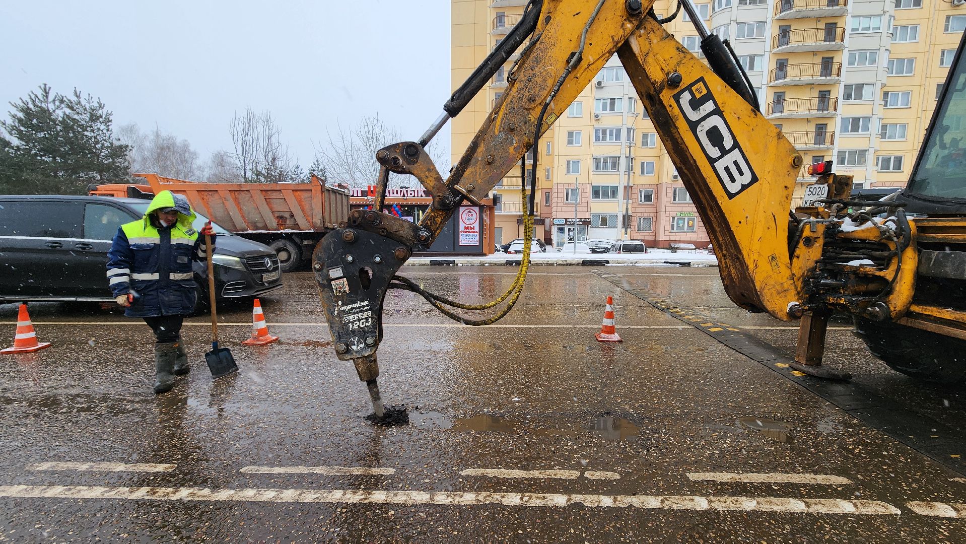 солнечногорск, вертикалки, улица ухова, ямочный ремонт,