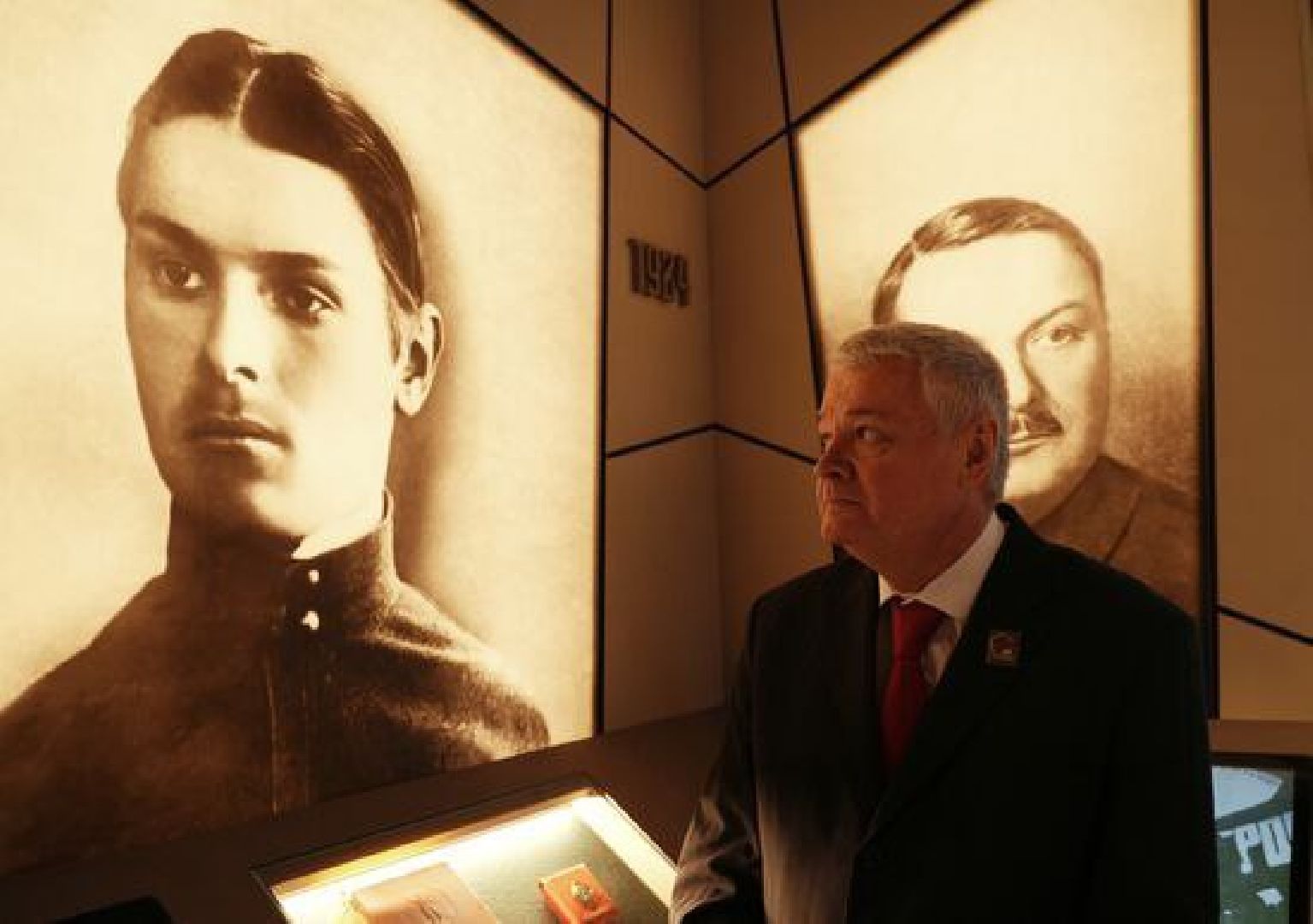 гжель, донино, раменское, музей, сво, мариуполь, фарфор,